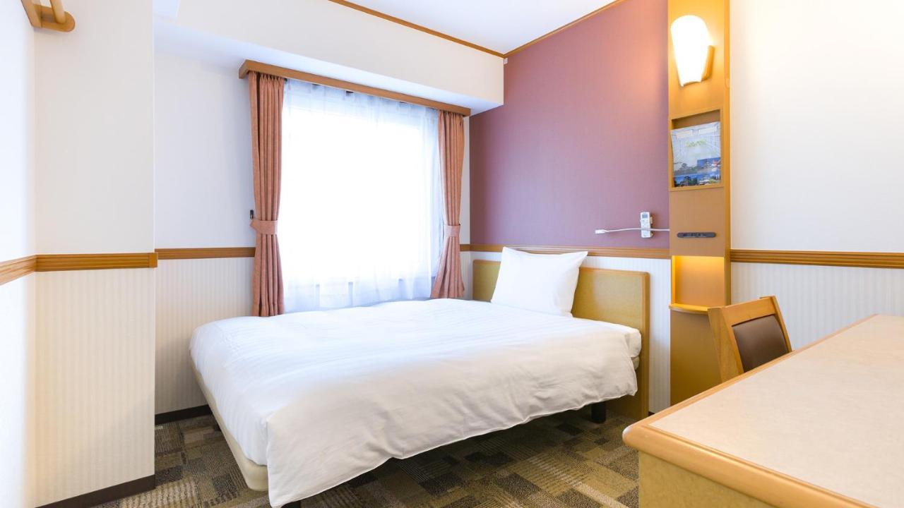 Toyoko Inn Shin-Yokohama Ekimae Honkan Exterior photo