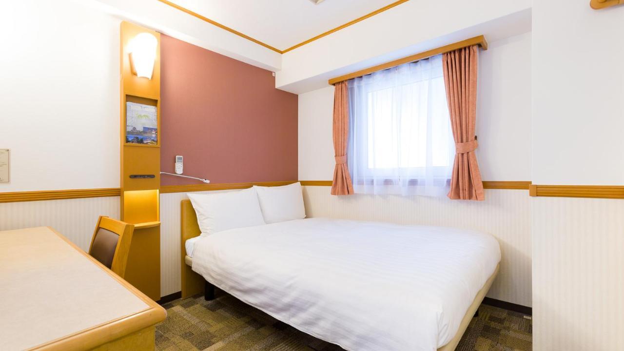 Toyoko Inn Shin-Yokohama Ekimae Honkan Exterior photo