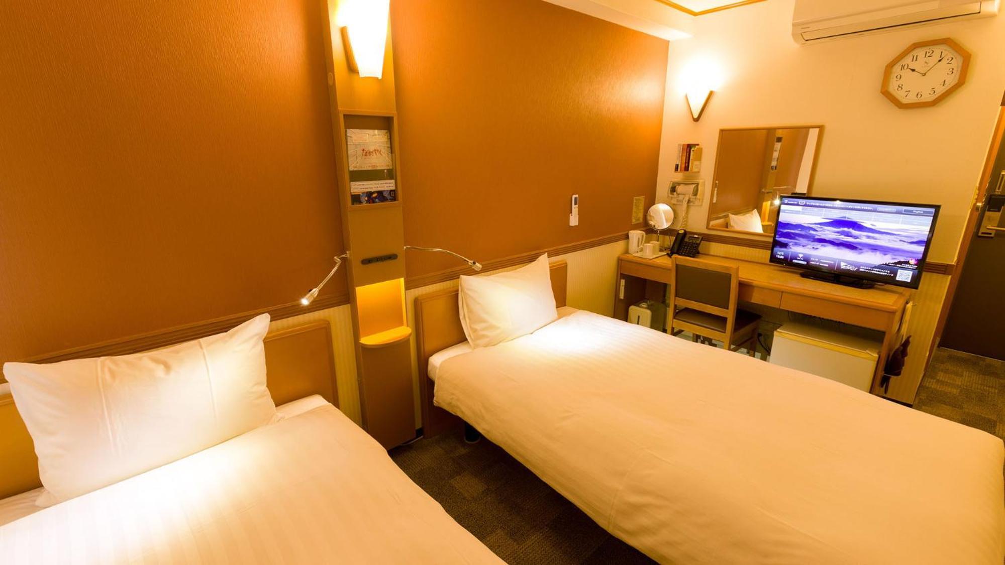 Toyoko Inn Shin-Yokohama Ekimae Honkan Room photo